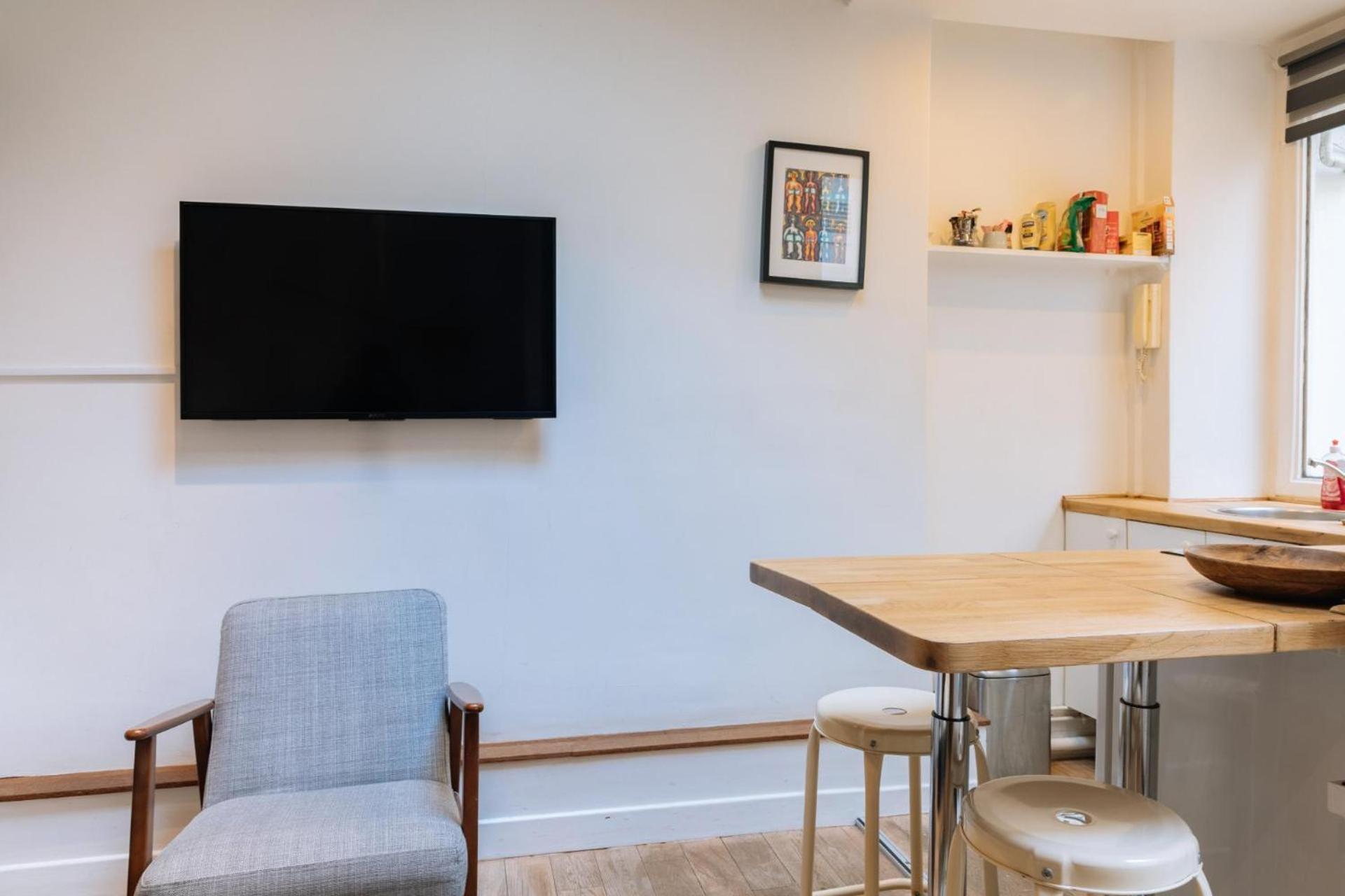 Modern 1 Bedroom Apartment near Eiffel Tower Paris Exterior foto